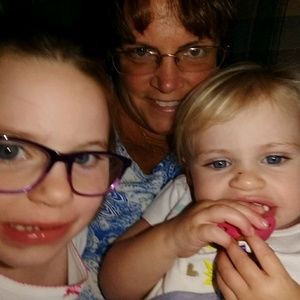 Meet your Posher, Nancy